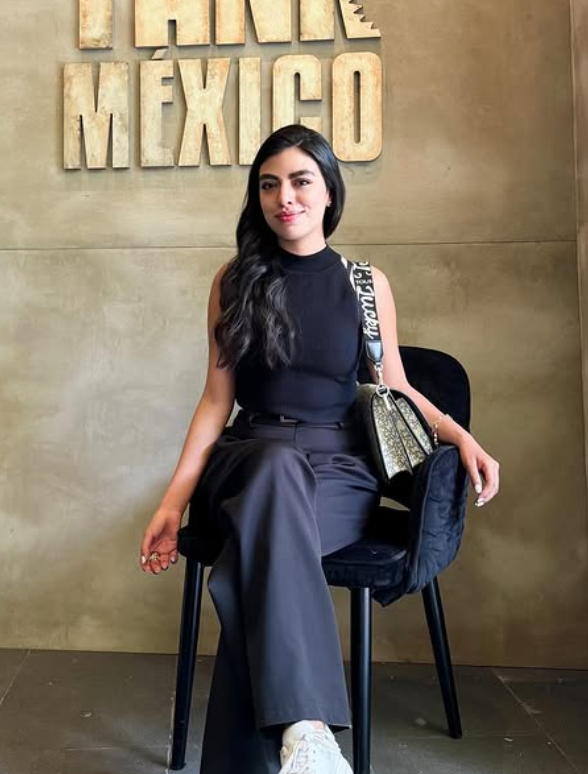 María